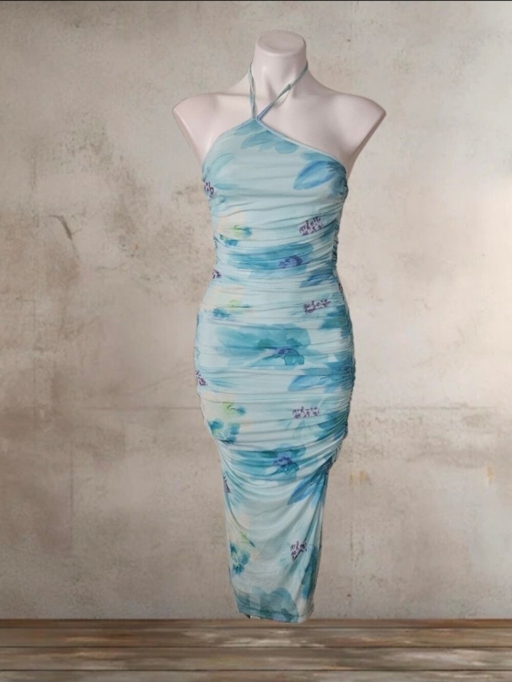 Lulus Light Blue Floral Halter Ruched Midi Dress Small